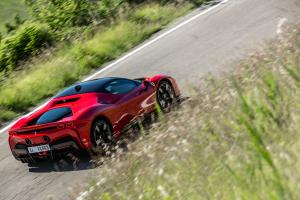 Ferrari SF90 Stradale 2019 года 
